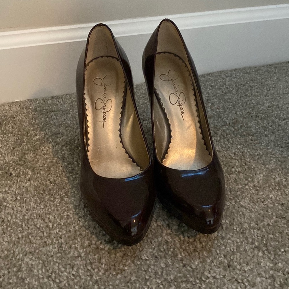 Gorgeous metallic tortoise brown heels